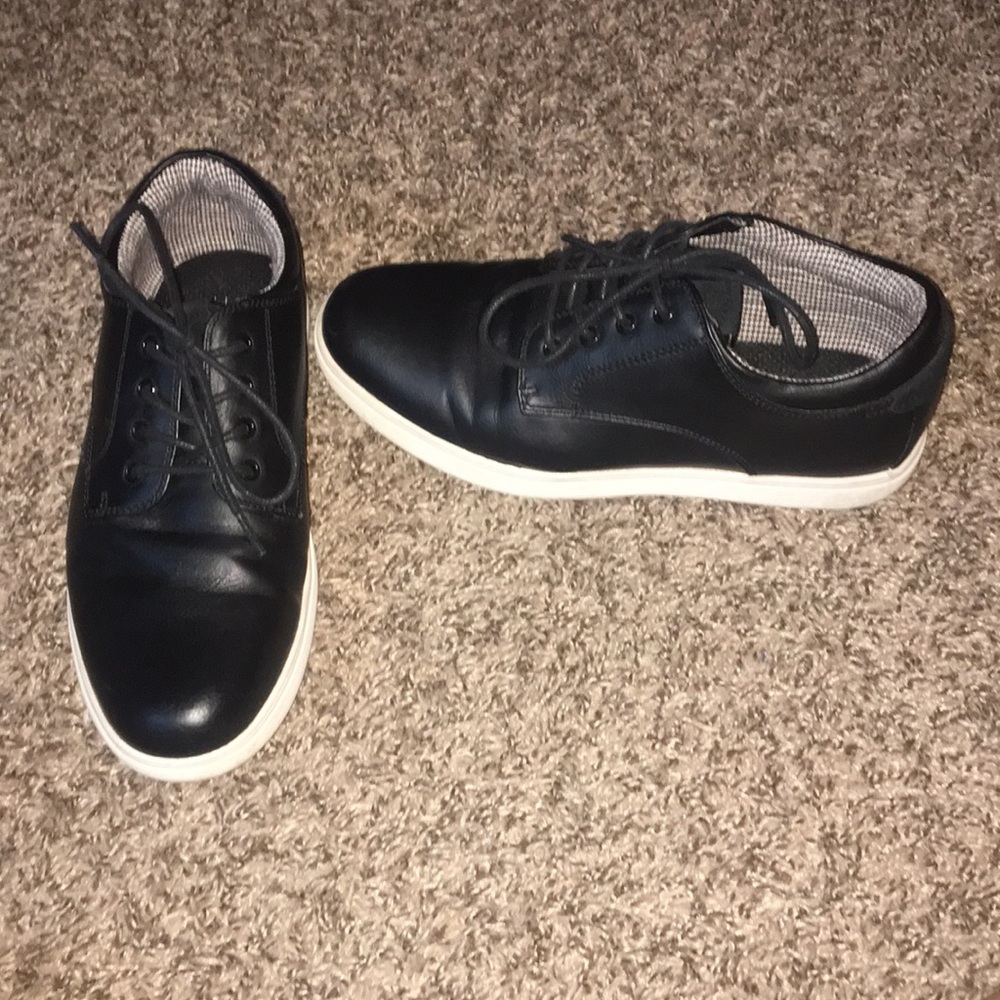 Ashford Hayes dress shoes size 5 youth